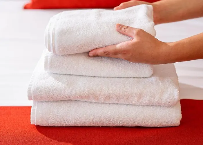 Skanderbeg Golem (Tirana)