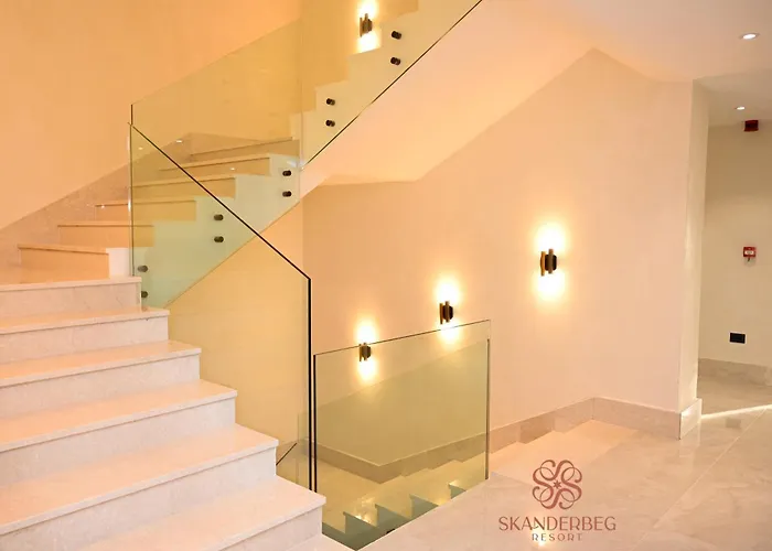 Hotell Skanderbeg 5*