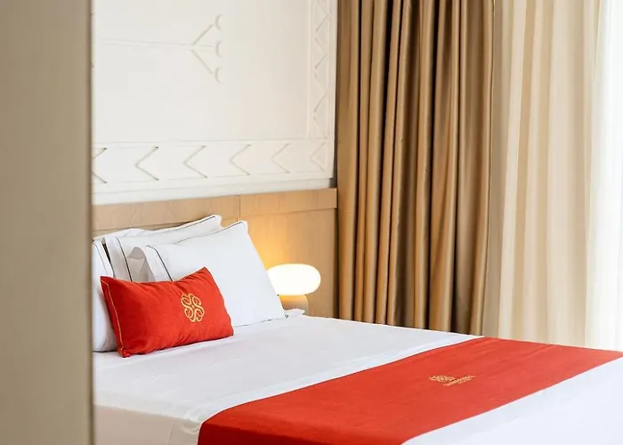 Hotell Skanderbeg 5*