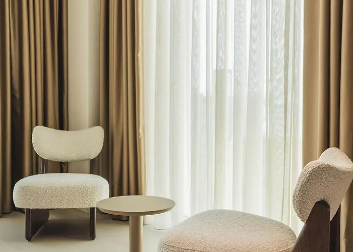 Hotell Skanderbeg 5*