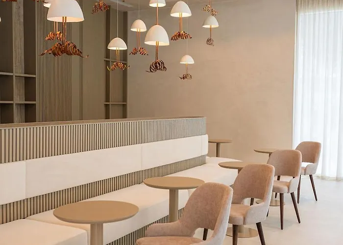 Skanderbeg 5* Golem (Tirana)