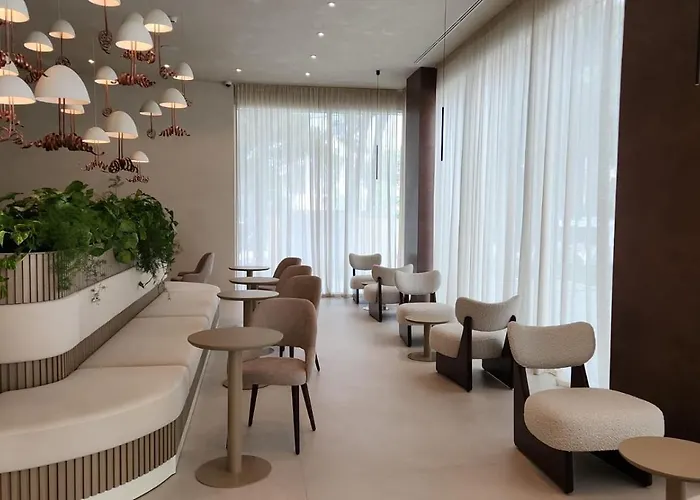 Skanderbeg 5* Golem (Tirana)