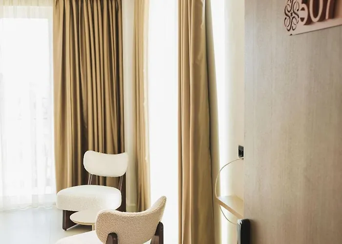 Hotell Skanderbeg 5*